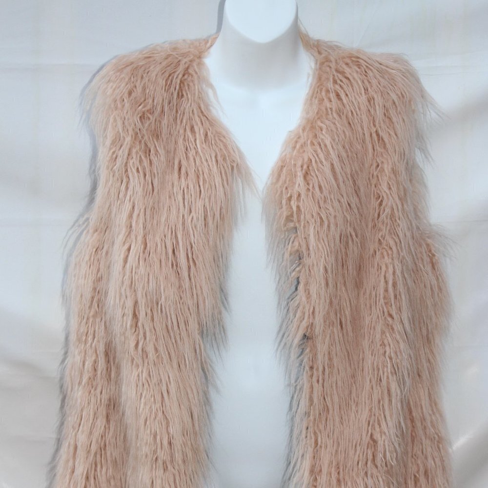Live A Little Women’s Fully Lined Blush Faux Fur Vest, Leopard Print, Large